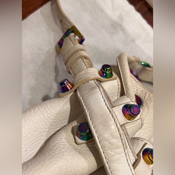 Alexander Wang Rockie Bucket Tote Iridescent oil slick hardware two way crème - Picture 11 of 12